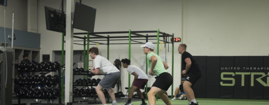 Athletic-training-sports-performance-Large-group-training-Strive-Fitness-and-Therapy-Winnipeg-MB