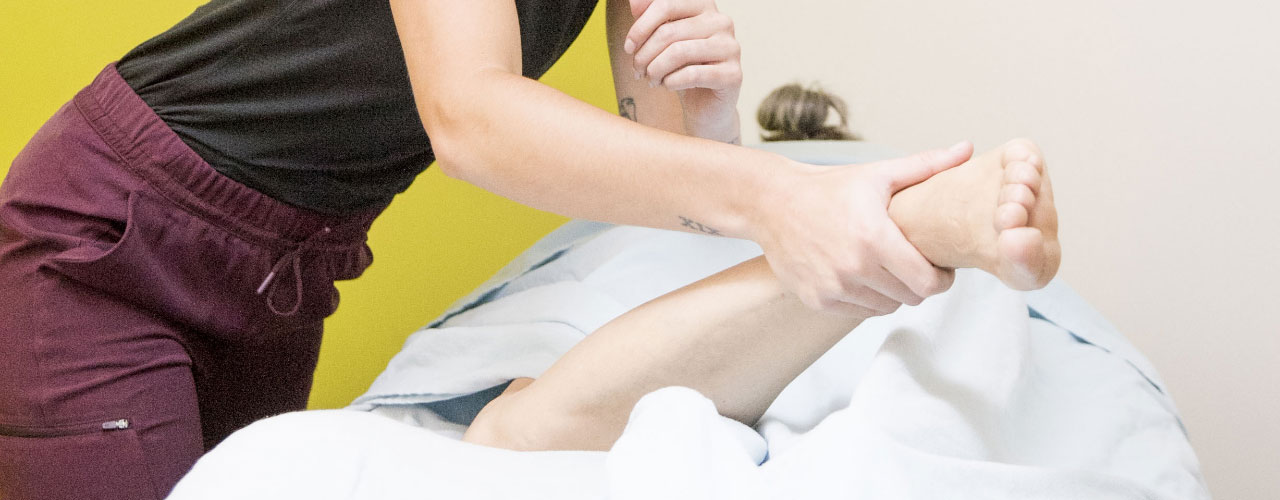 Manual-therapy-Strive-Fitness-and-Therapy-Winnipeg-MB